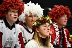 Jääkiekon MM-kisojen sunnuntai tarjosi draamaa ja hienoja voittoja