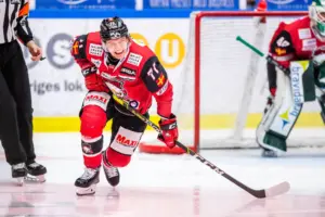 Jan-Mikael Järvinen tekee historiaa – vanhin debytantti jääkiekon MM-kisoissa