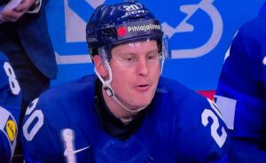 Tolvanen iskee neljä maalia, kun Leijonat murskaavat Slovenian 9-1